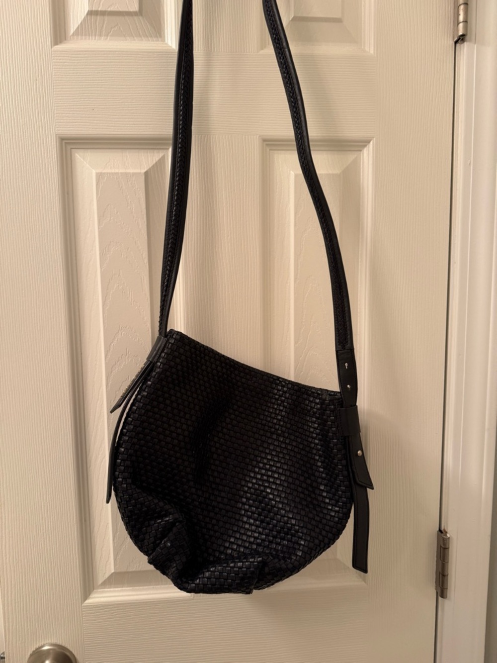 Cole Haan Black Woven Leather Hobo Bag with Gold Logo Tag - Picture 2 of 4